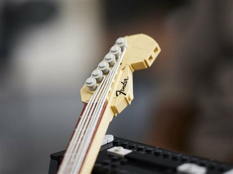 LEGO® Ideas Fender® Stratocaster™